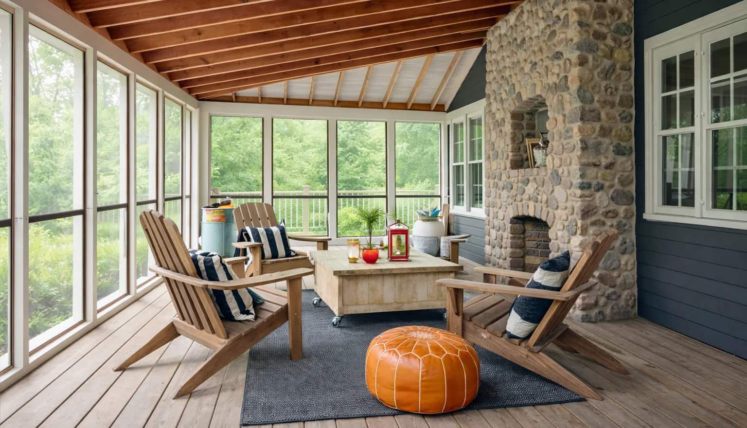 Custom screened porch project by Battlefield Services